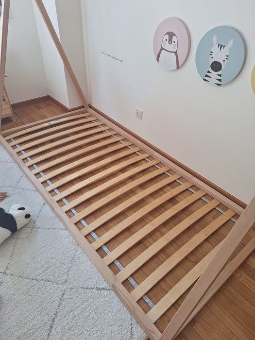 Cama Tipi de Madeira 90x200 - Como nova