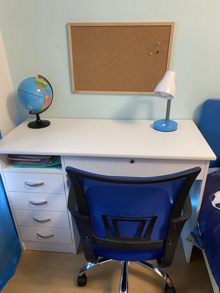 Quarto de criança completo em otimo estado
