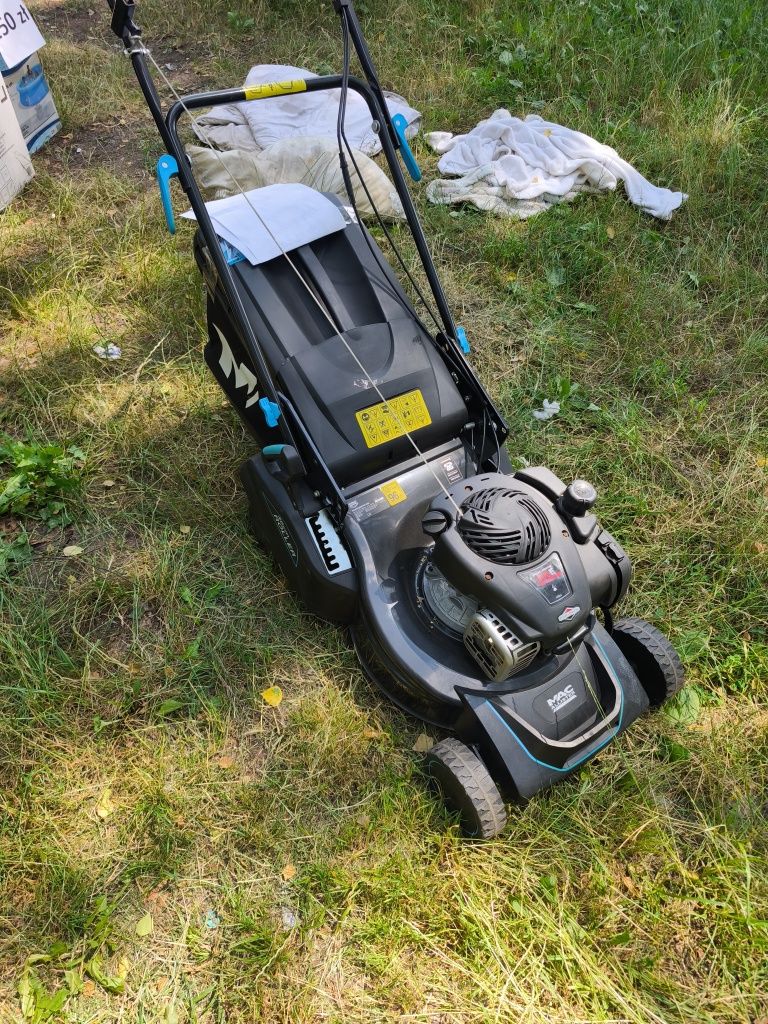 Kosiarka spalinowa z napędem MacAllister Roller B&S 46 cm