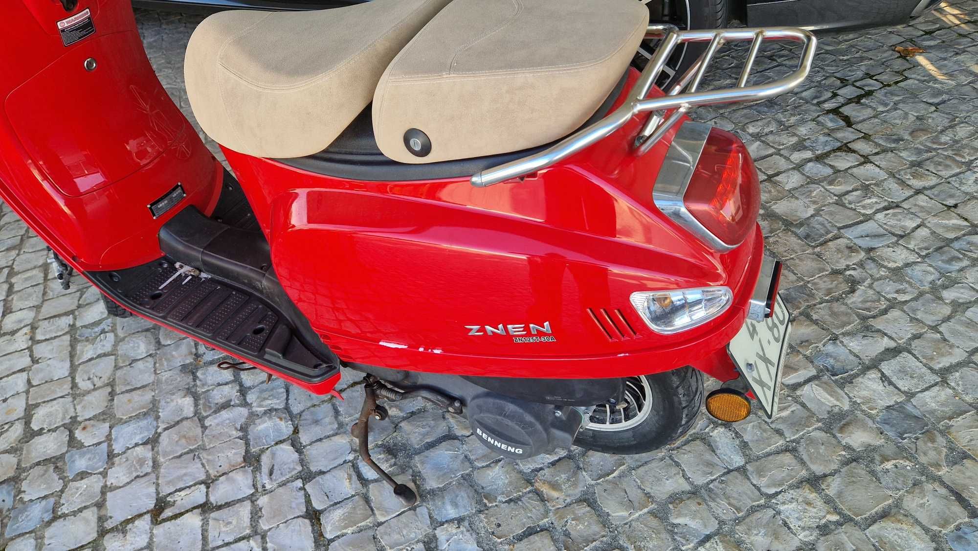 Vendo scooter 125 cm