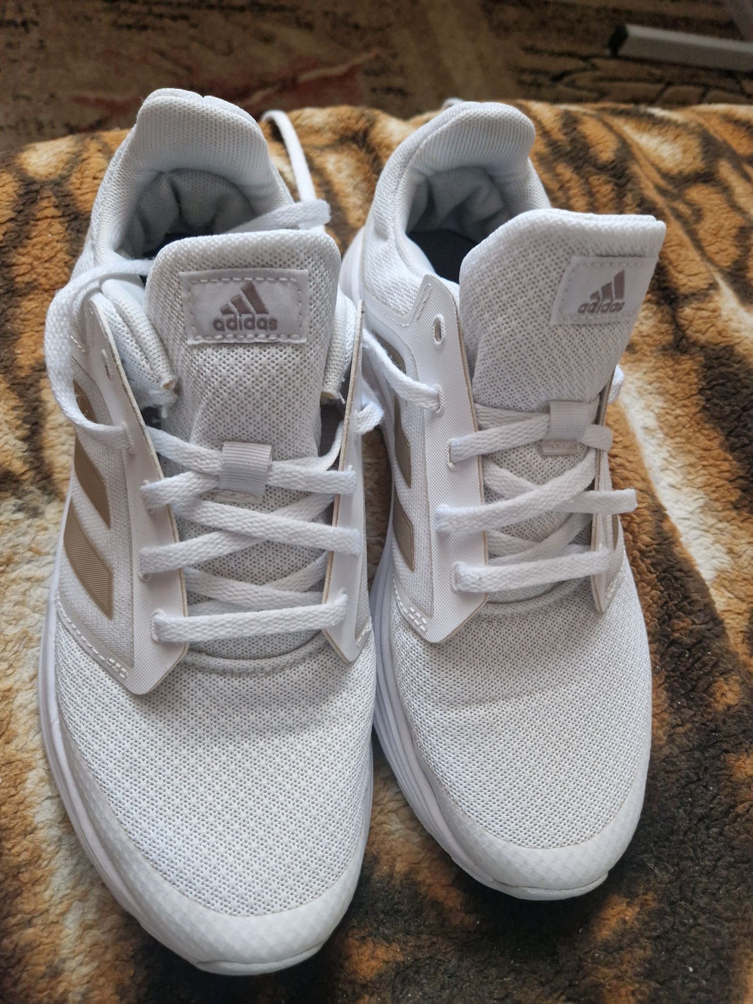 Sprzedam buty adidas