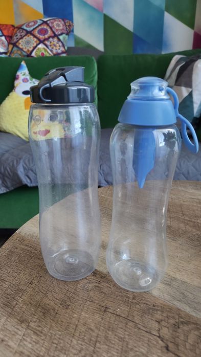 Butelki na wodę plastikowe
