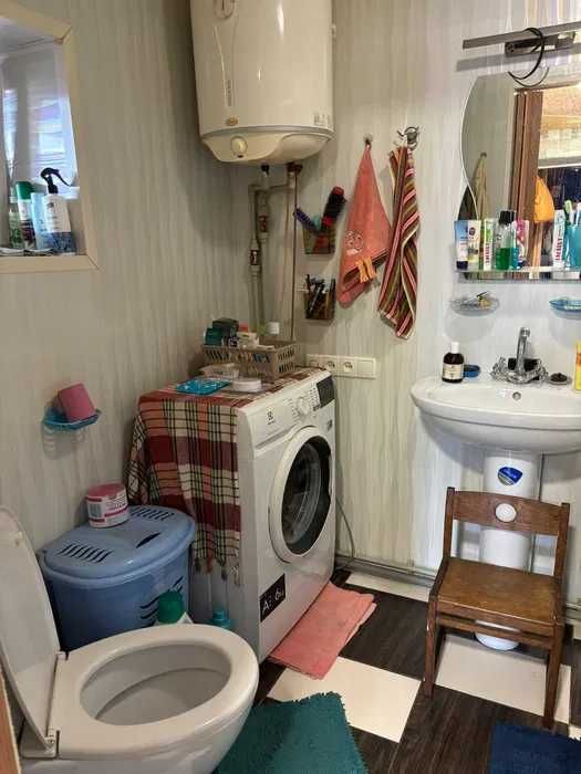 Продам дом не далеко от ЖМ Парус