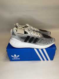 Новые ОРИГИНАЛ кроссовки Adidas Swift Run 22