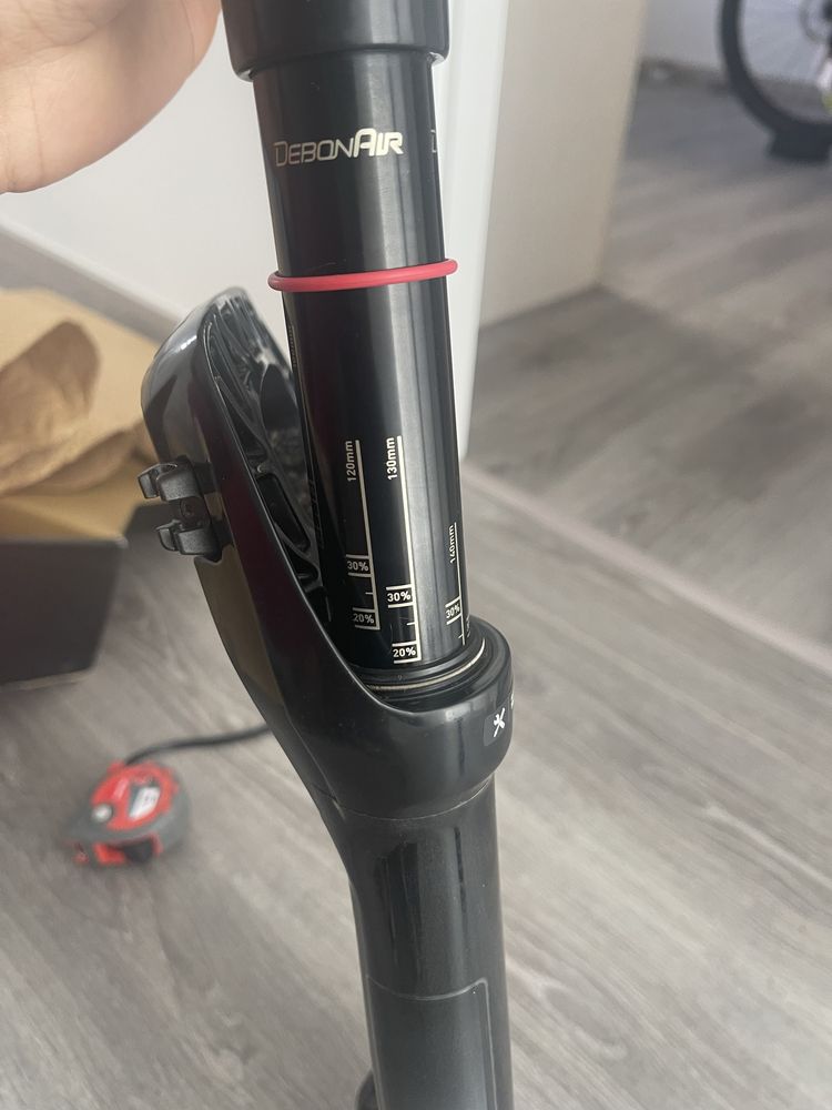 Suspensão rockshox recon 29 100mm