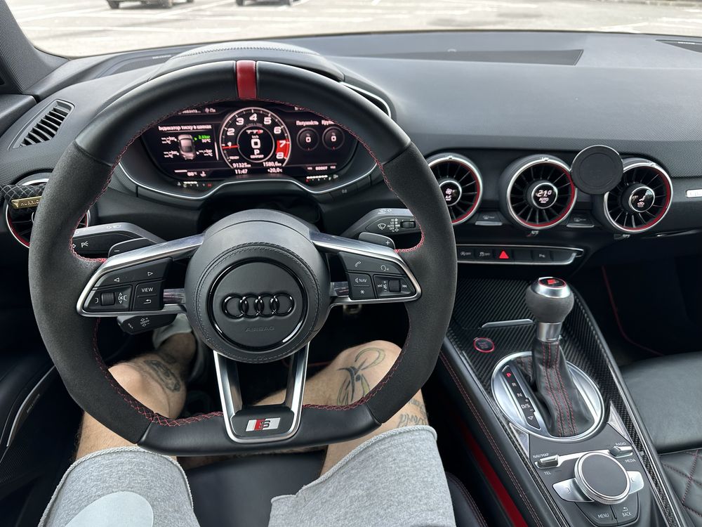 Audi TTS 8S рестайлінг 2019 року