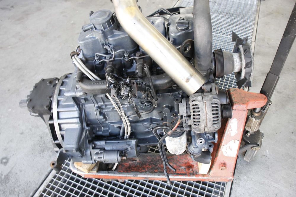 Silnik FPT Iveco New Holland Cat Fiat Case 4.5 diesel Hyundai f4ge0454