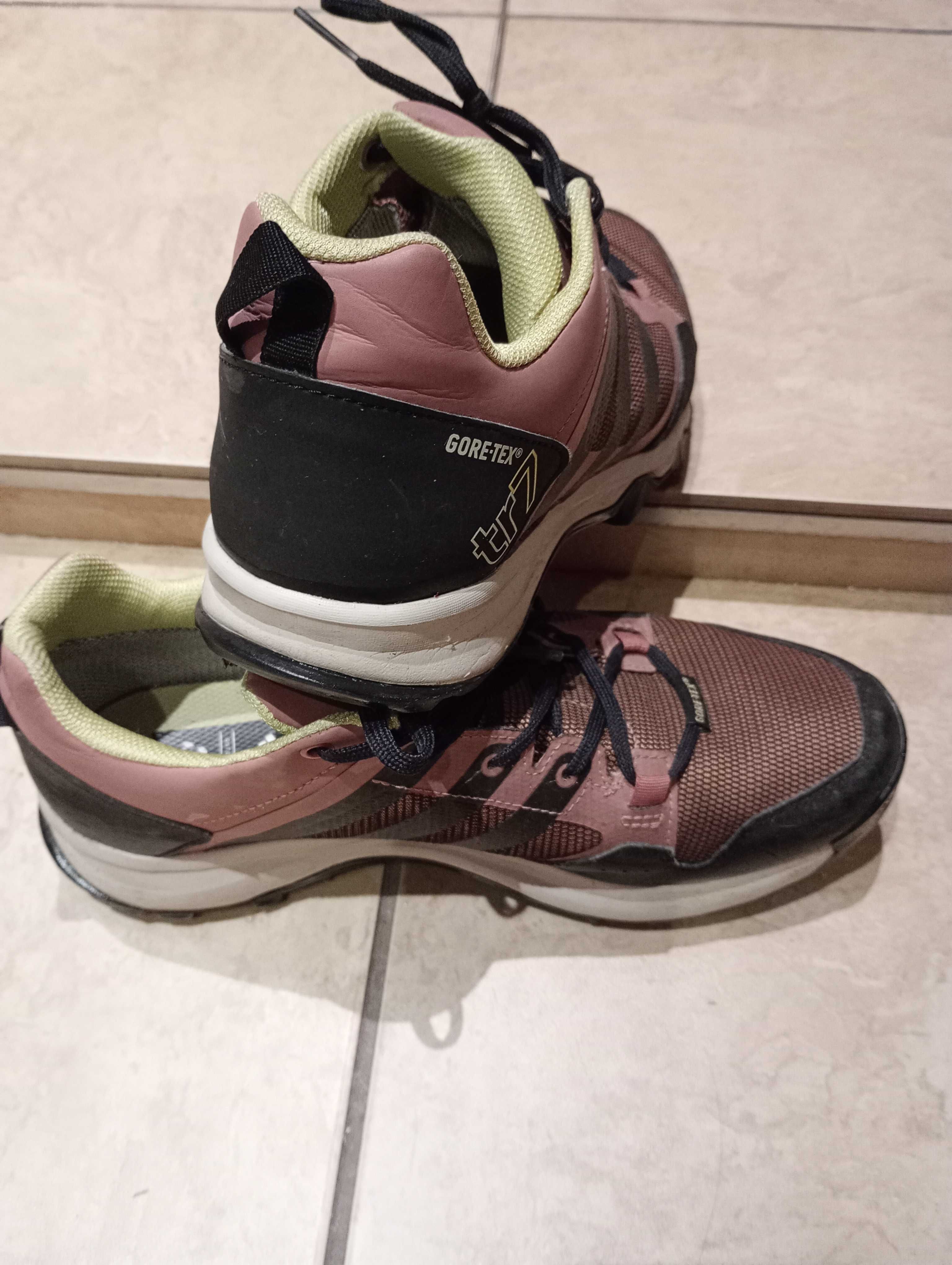 Adidas tr7 Kanada rozm 40 2/3 trekingowe