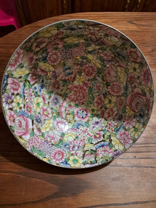 Taça chinesa antiga