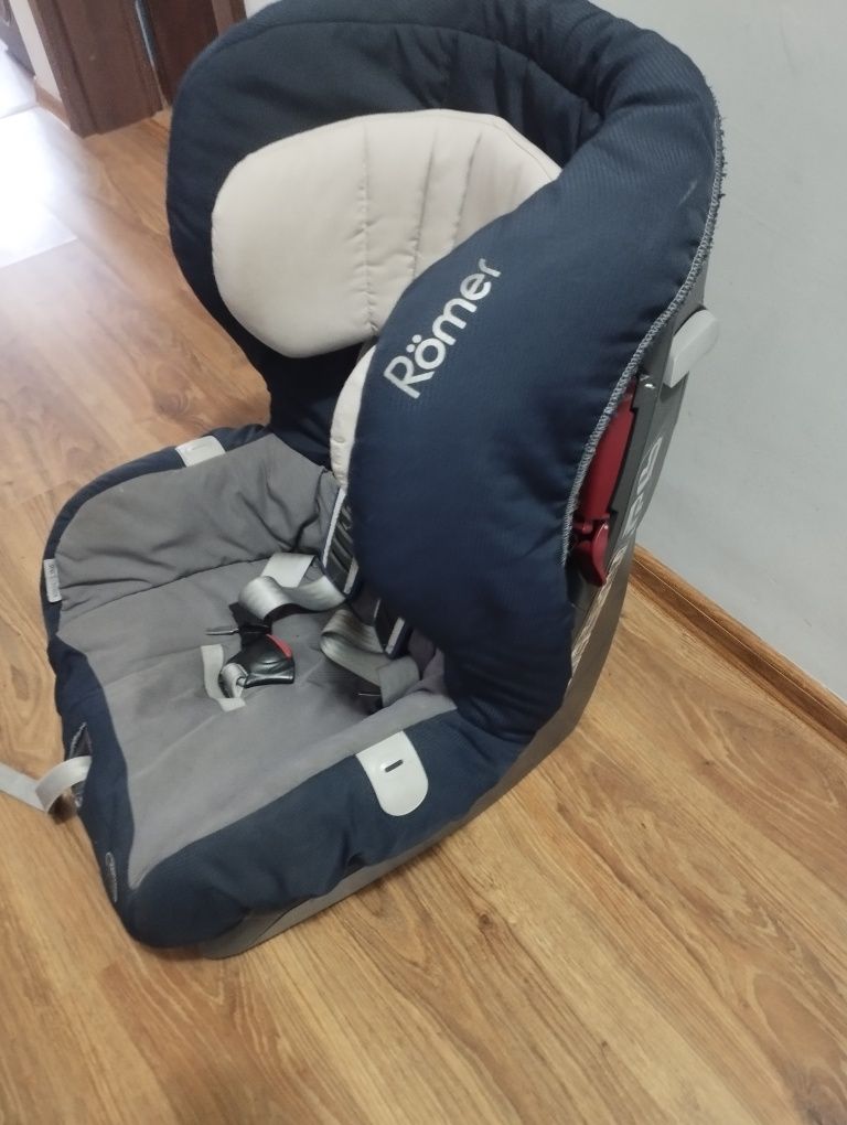 Fotelik samochodowy Britax Romer King Plus 9-18 kg