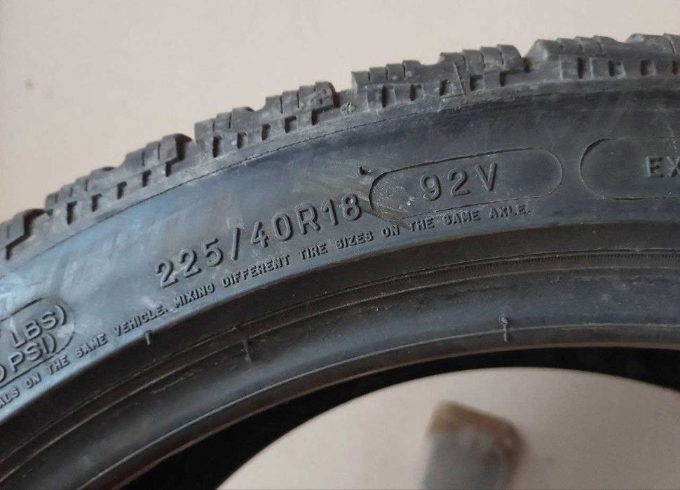 Шини 225/40 R18 пара зима Micheline 6мм