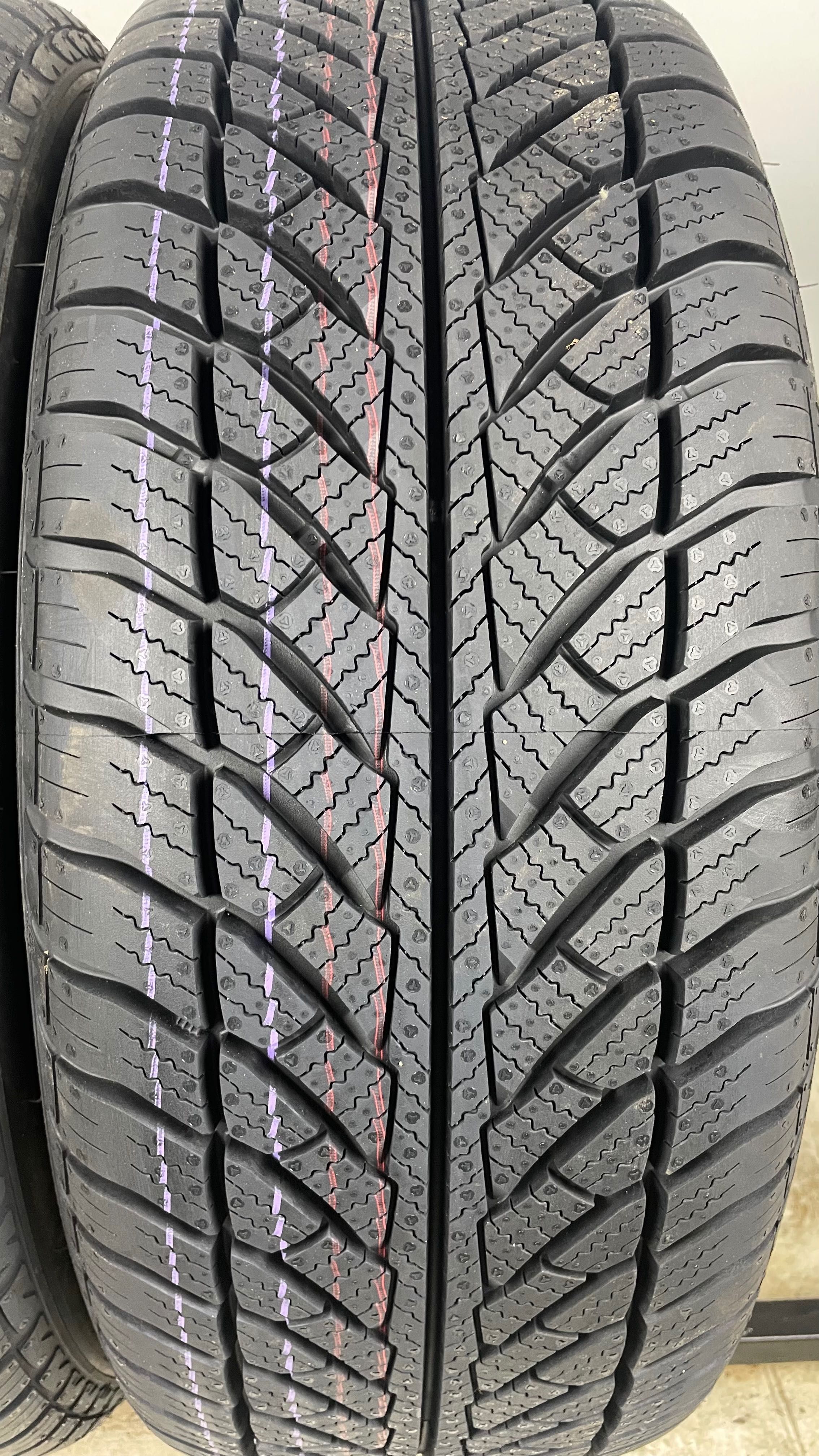 225/55R17 97H GoodYear UltraGrip Performance 8 *