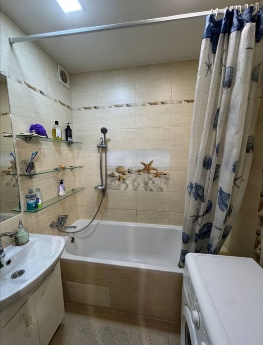 Продам 1ком.квартиру. Каменское Л/Б. пр. Ивана Франка. 11 район. ОСББ
