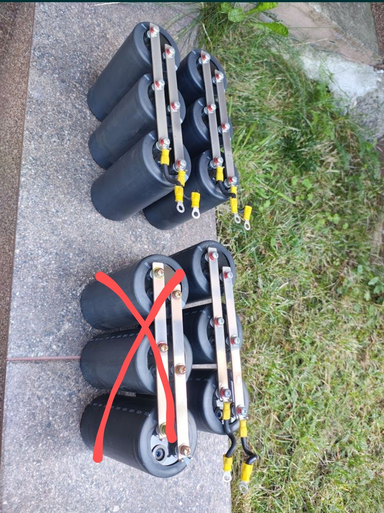 Zestaw kondensatorów 3300uF 400V Nichicon
