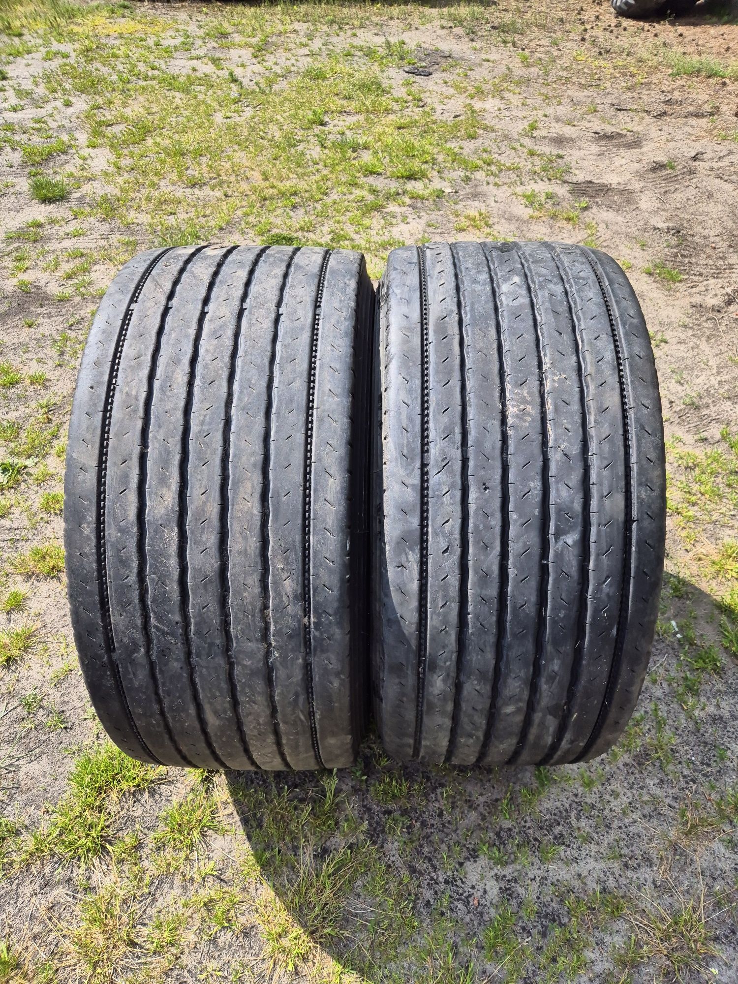 Opony 385/55r19.5