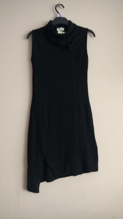 sukienka asymetryczna czarna sesst caterina 42 L XL z metką dzianina