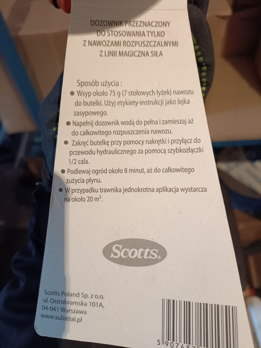 Spryskiwacz do nawozów od Substral przeznaczony do nawozów