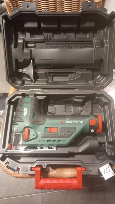 Parkside. Walizka po elektronarzędziach