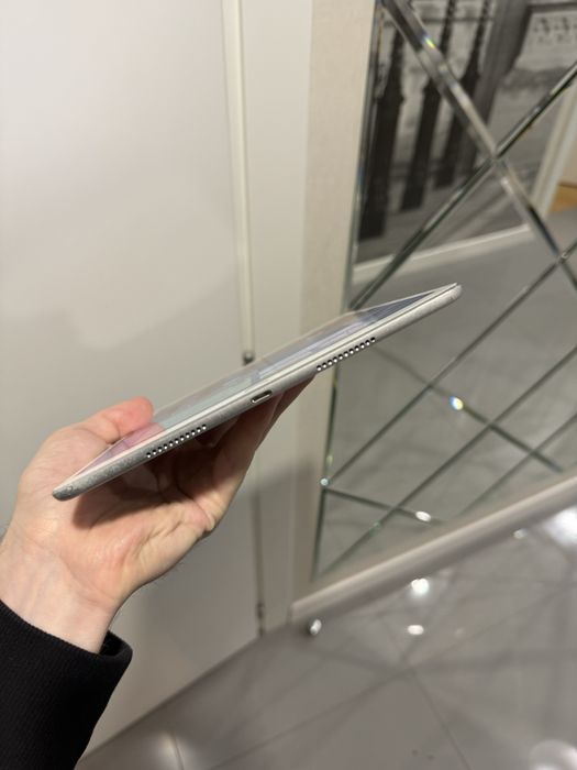 Ipad Pro 10.5 64gb Wifi Silver 120 герц екран з гарнатією
