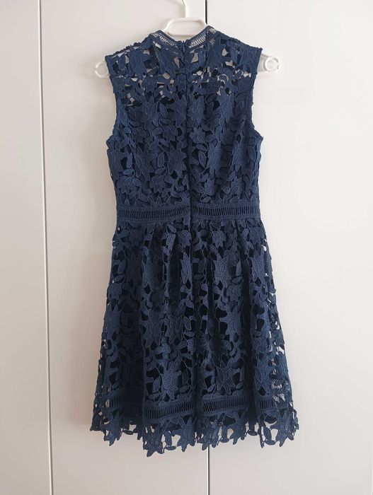 Gipiurowa sukienka r. 36