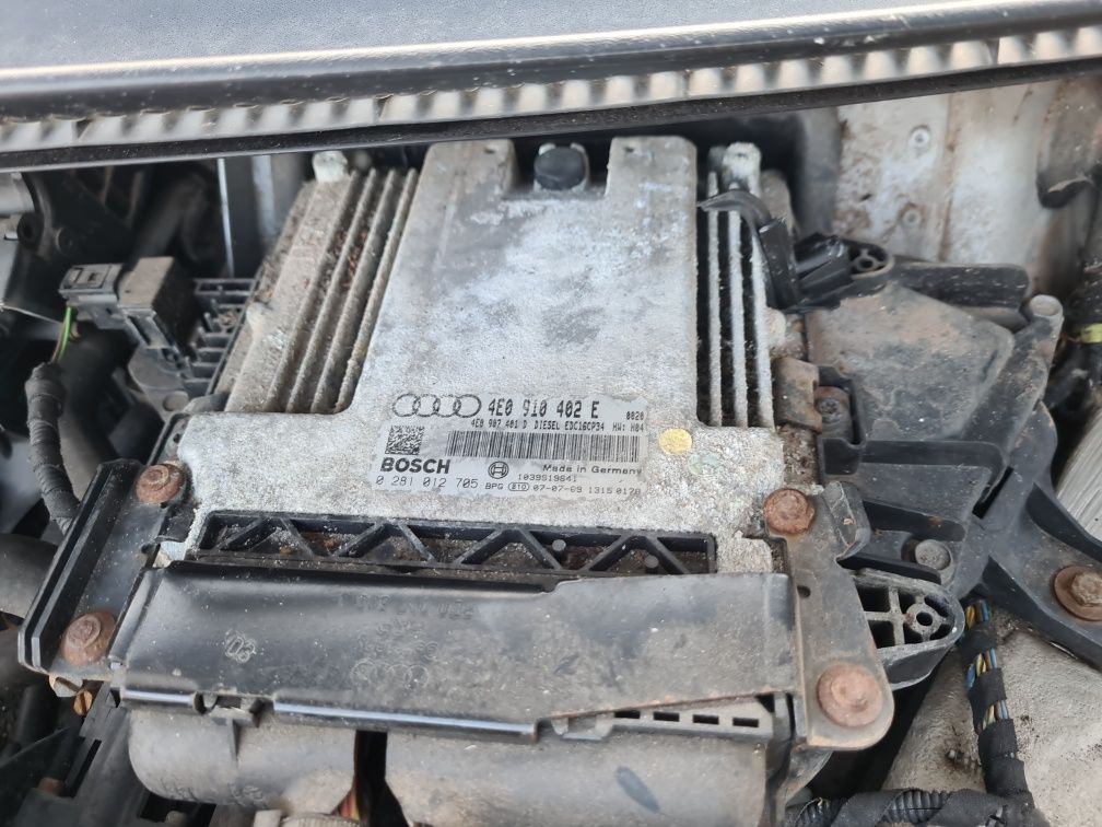 STEROWNIK Silnika 3.0tdi ASB 233koni komputer AUDI A8 D3 S8 lift A6 A4
