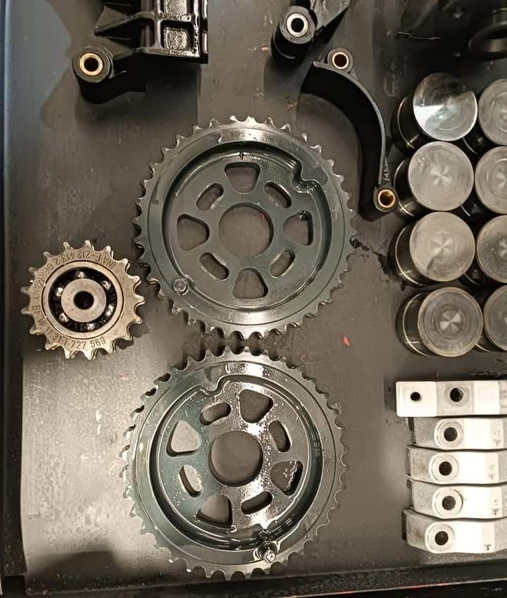 Komplet rozrządu silnika BMW M42B18 e30 e36 m44 stan bdb wysylka