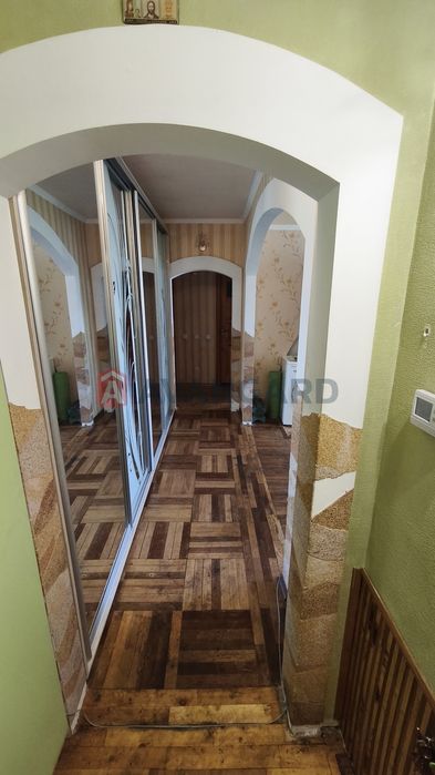 Оренда 3 кімнатної квартири Лівий берег газове опалення