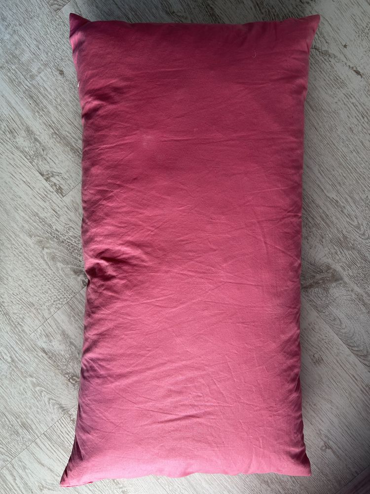 Nowa różowa poszewka z poduszka z pierza ok. 64x34 cm cena za 3 sztuki