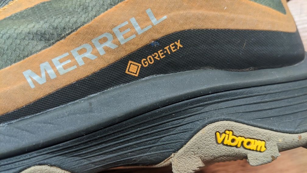 Туристичні черевики Merrell