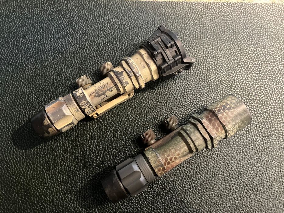 Surefire M951 latarka taktyczna. Safariland, aimpoint eotech