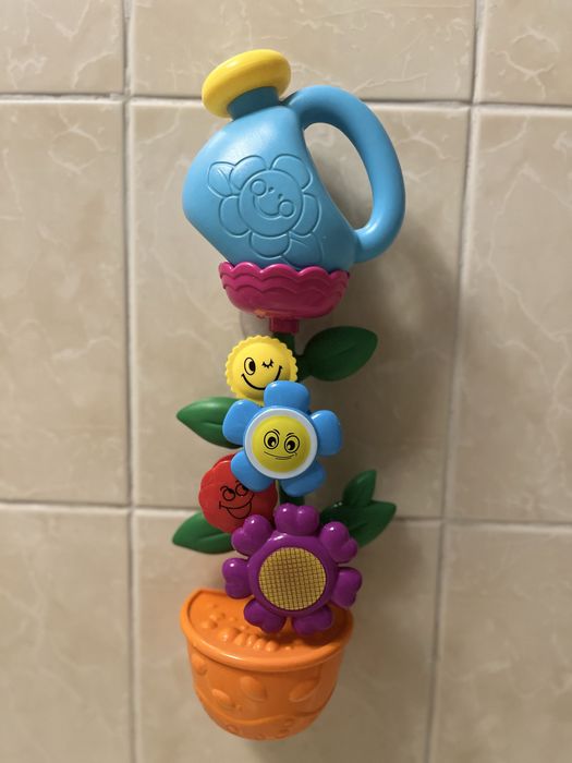 Дитячі іграшки для ванни