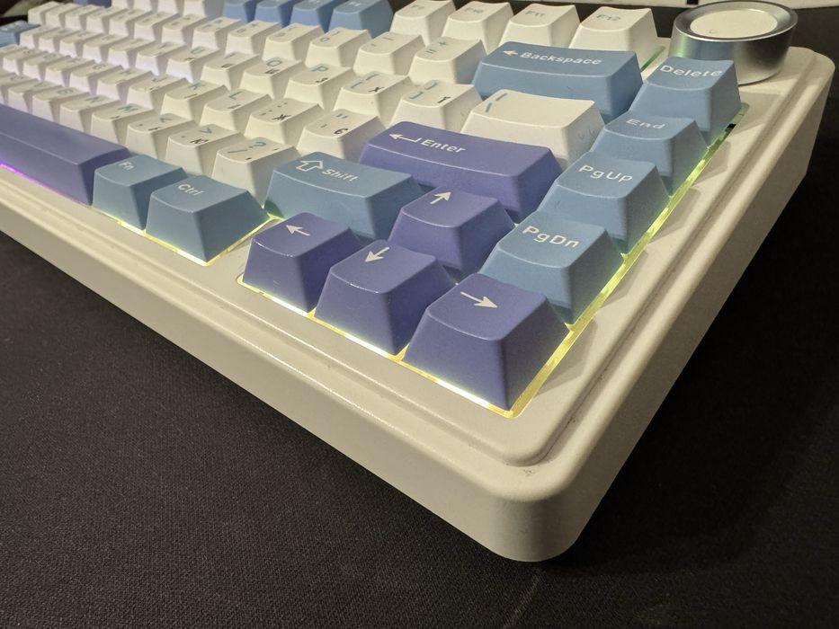 Aula f75 gasket reaper white/purple