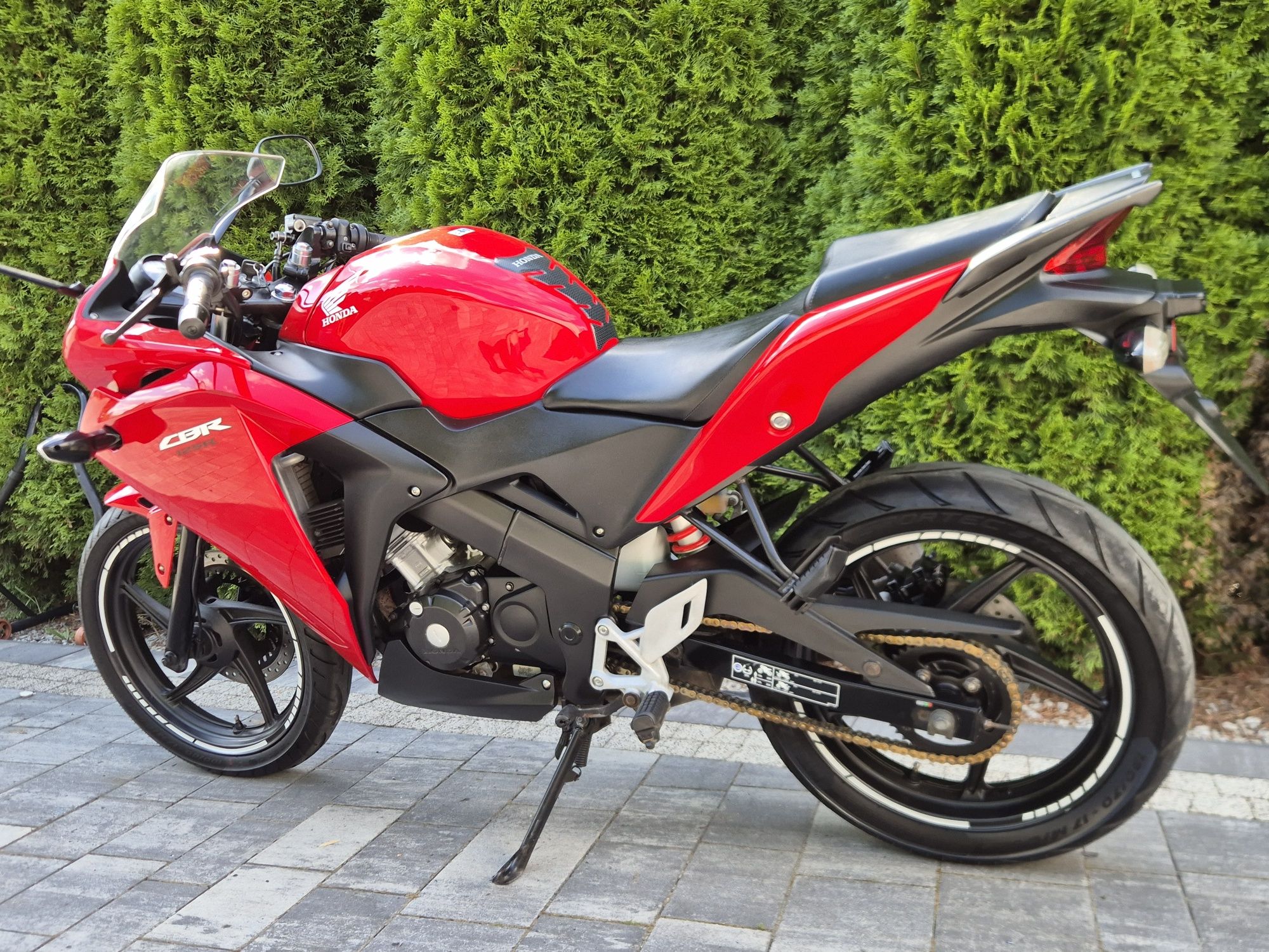 Honda CBR 125 JC50 Piękna Zadbana Kat B a1