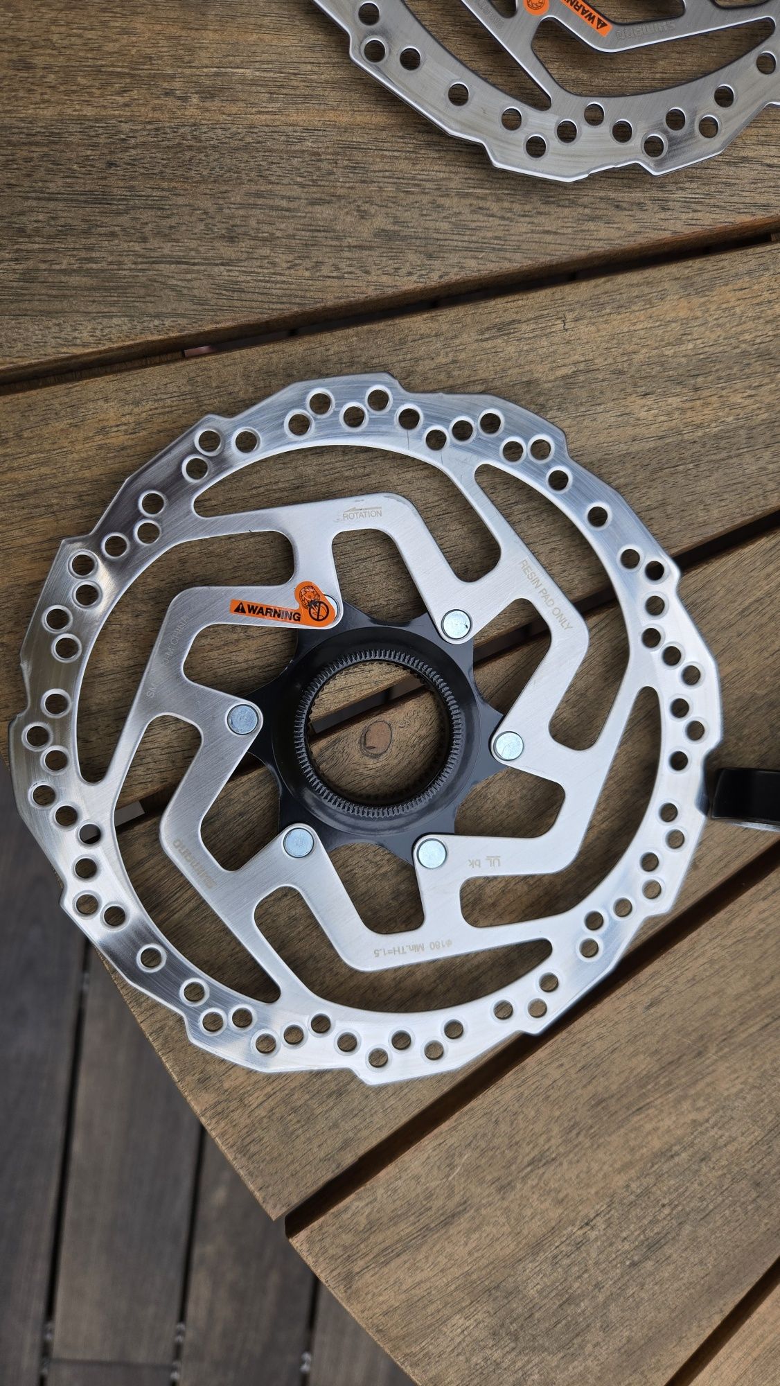 Zestaw hamulce hydrauliczne shimano mt-400 plus tarcze Mt-RT10