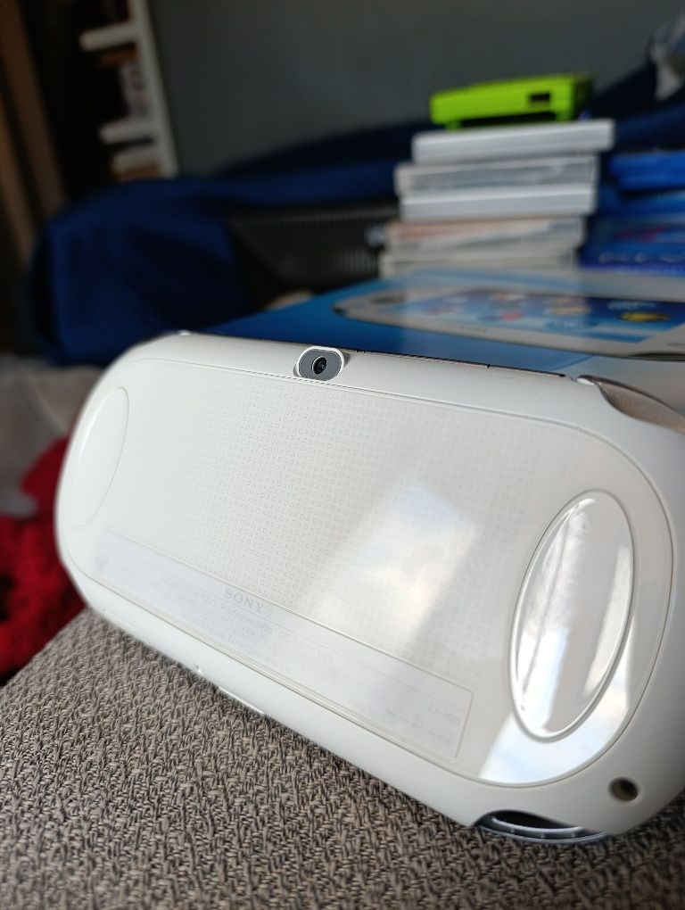 PsVita Crystal White