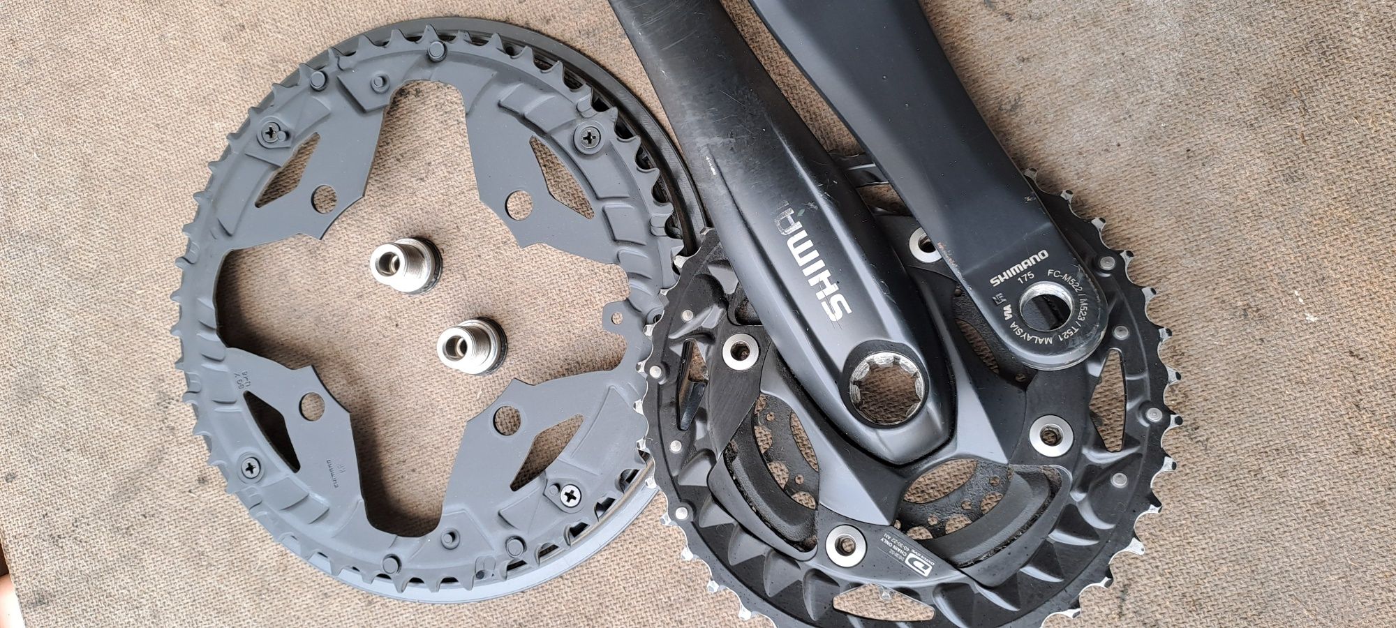 Шатуни  Shimano 6 - 9 передач, лівий... окремо  170мм.