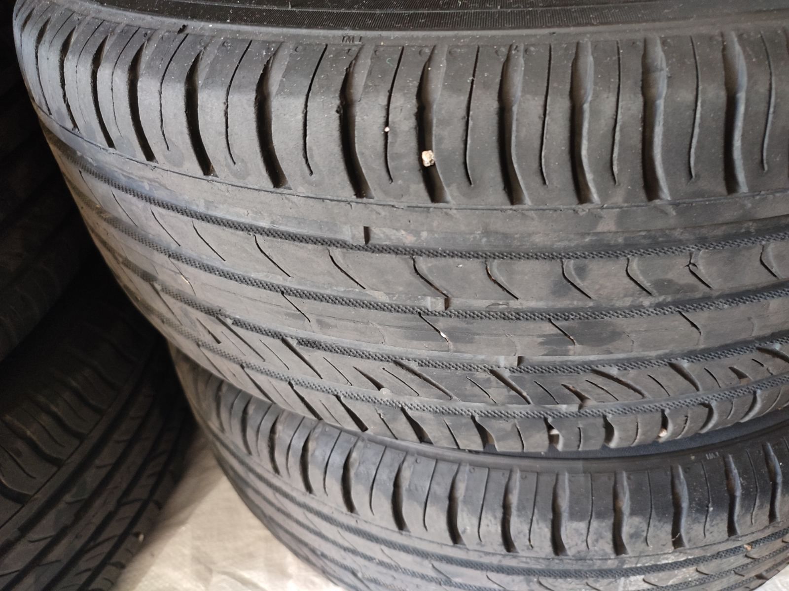 Летние шины NOKIAN 215/60 R 16