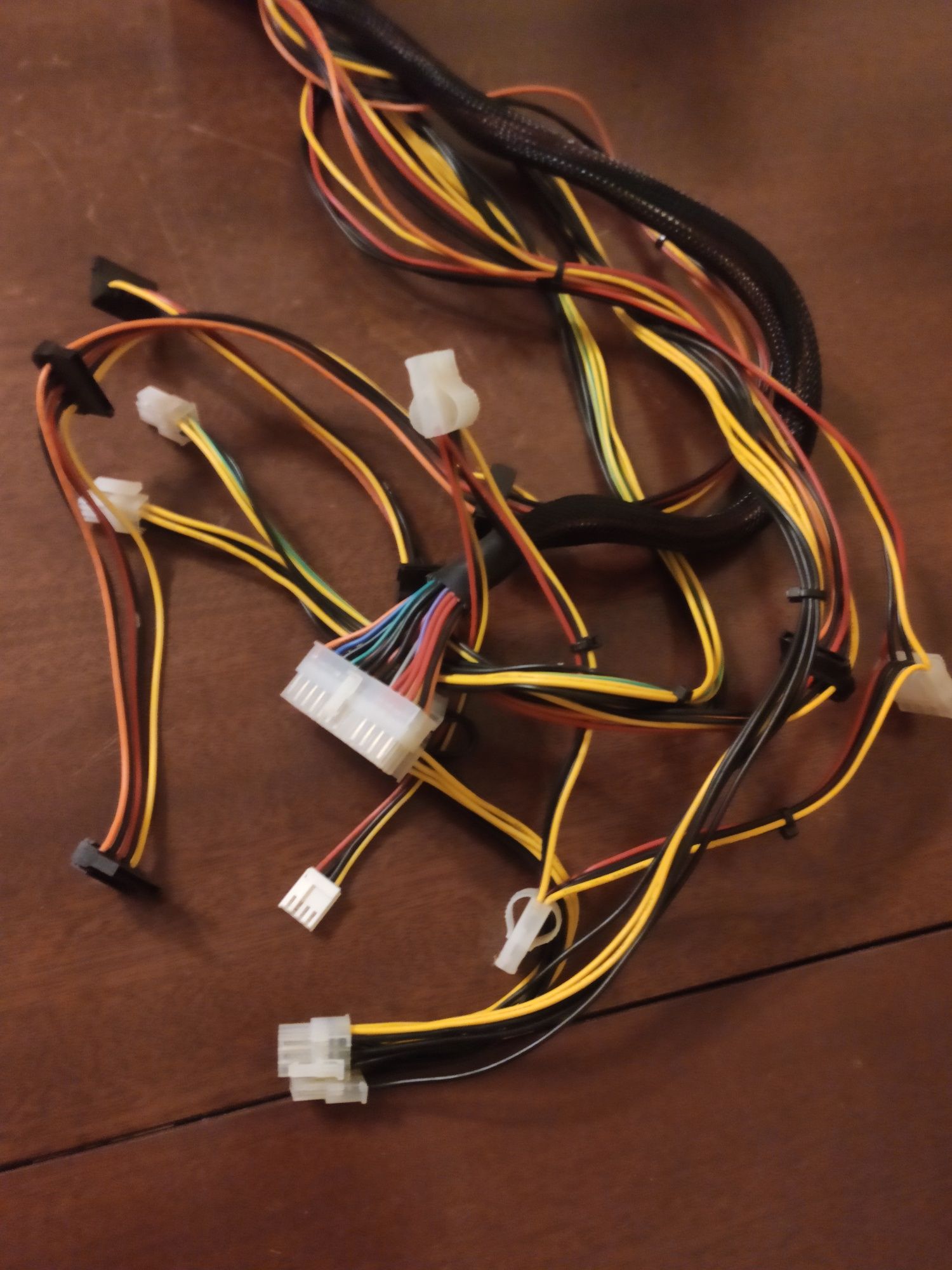 Блок живлення Chieftec А80 650вт