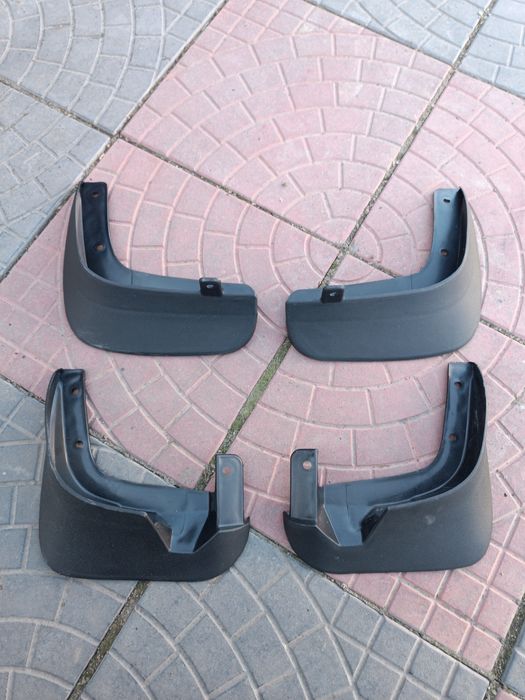 Продам бризговики Шевроле Авео