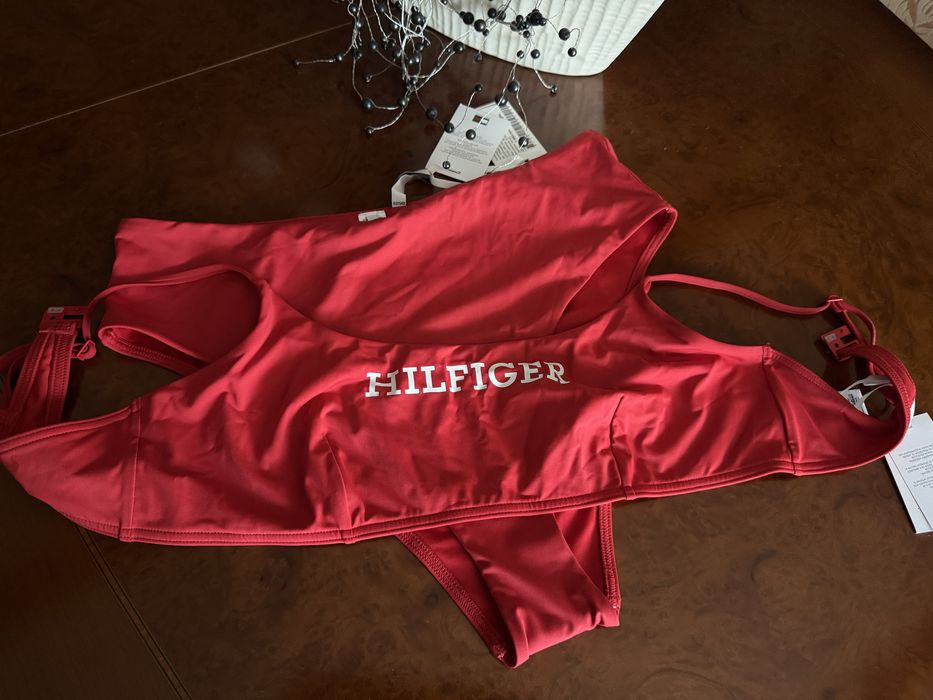 Купальник ,набір Tommy Hilfiger