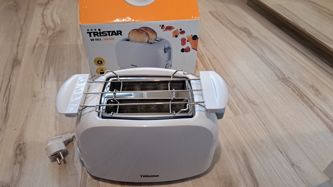 Toster BR-1013 opiekacz do kanapek do chleba

Toster 800 W na dwie kro