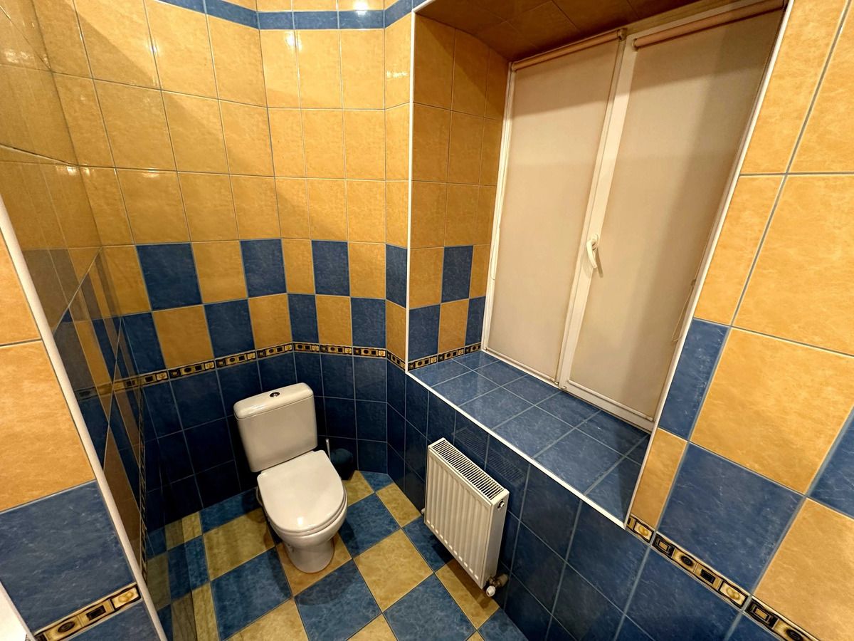 Продам добротний будинок 320 м2 на Соколівці.