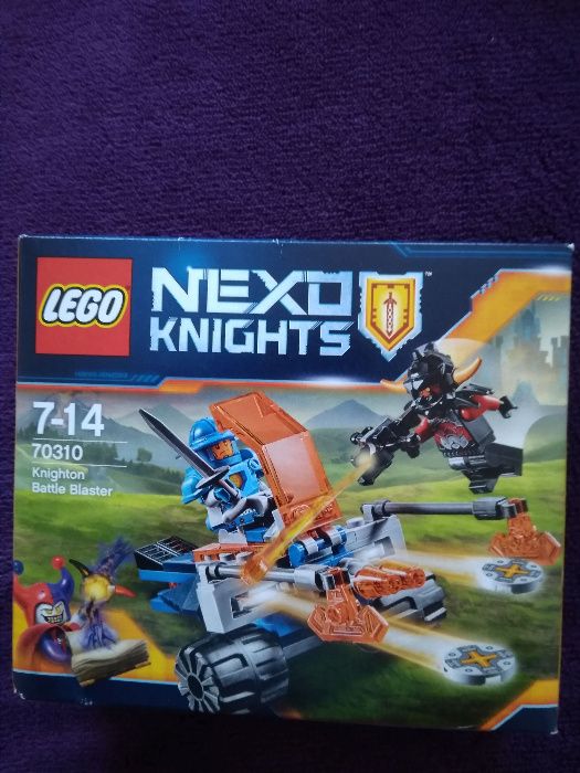 Klocki LEGO Nexo Knights Pojazd bojowy Knighton 70310-nowe