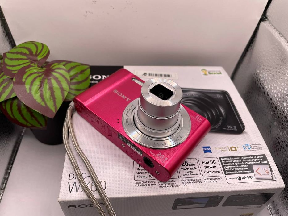 Aparat fotograficzny Sony DSC-W810