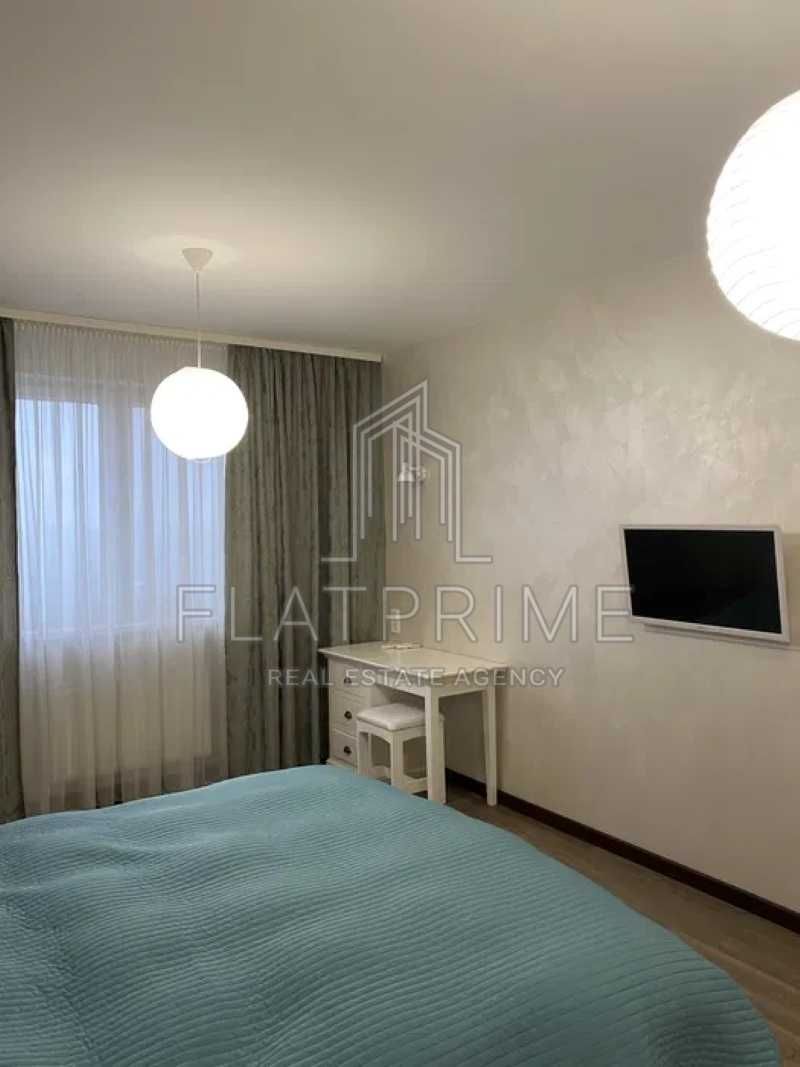 Продаж 2к квартири ( 83 кв.м)  пр-т Алішера Навої 69 Парк Перемога