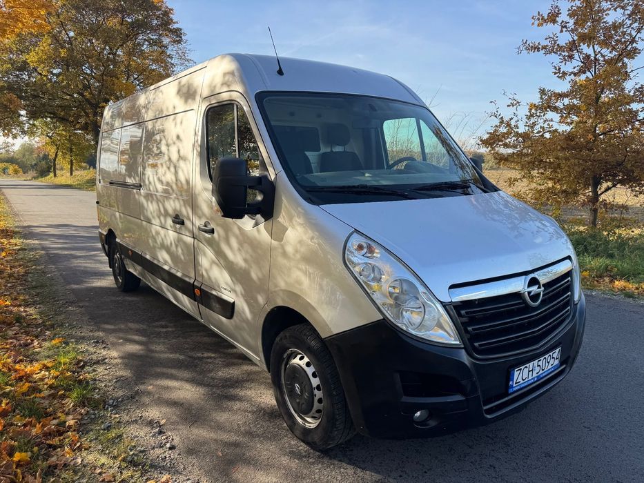 Renault Master  2012 / Z Niemiec / Zarejestrowany / Drzwi z obu stron / Hak
