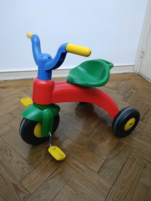 Triciclo criança