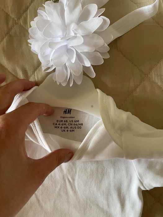 Biały komplet do sesji niemowlecej body h&m opaska
