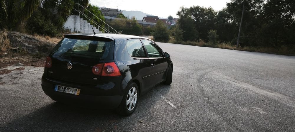 VW Golf V 1.9 TDI 105cv