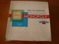 Monopoly um jogo de sociedade